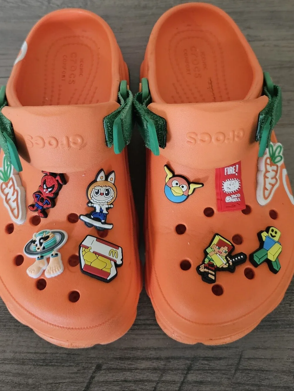 Crocs Carrots Classic All Terrain Kids Boy J 4 Orange Green